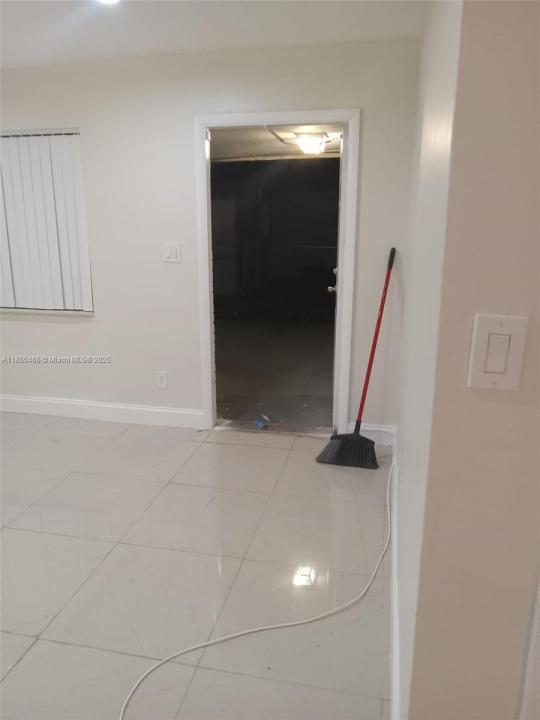 2744 NW 13th St A, Fort Lauderdale, 플로리다 33311, 미국