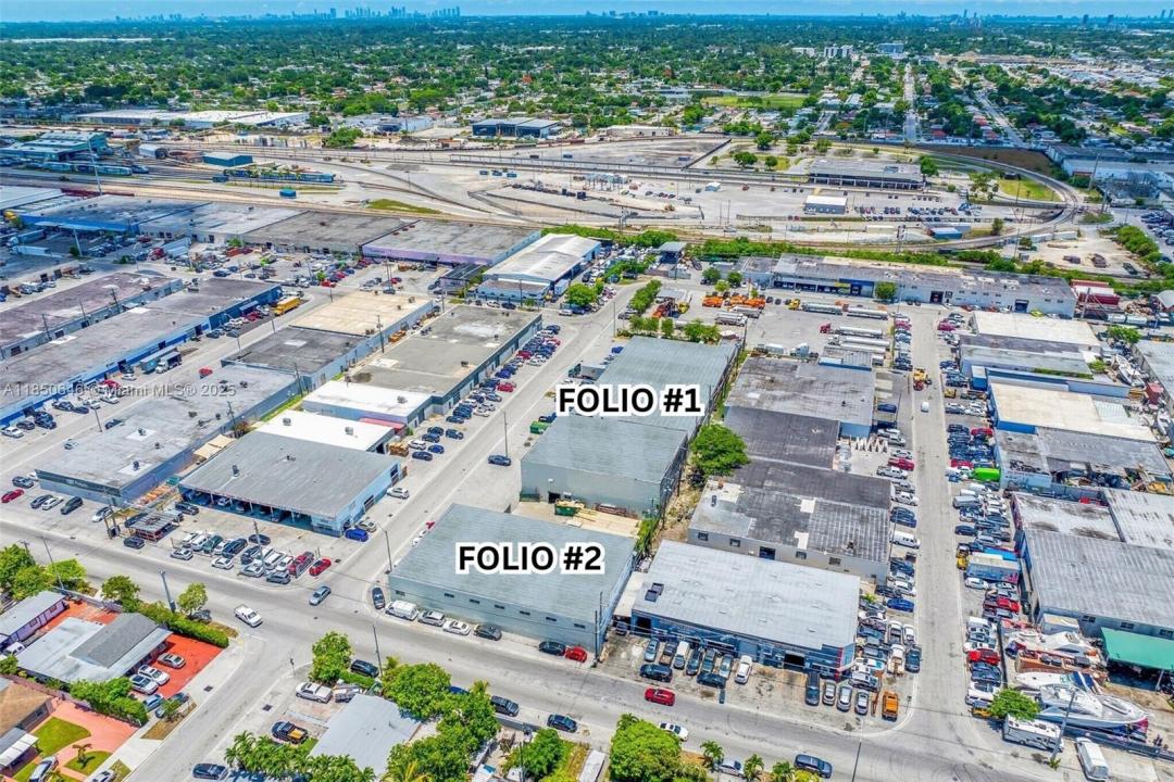 1030 E 30th St 2, Hialeah, Flórida 33013, Estados Unidos