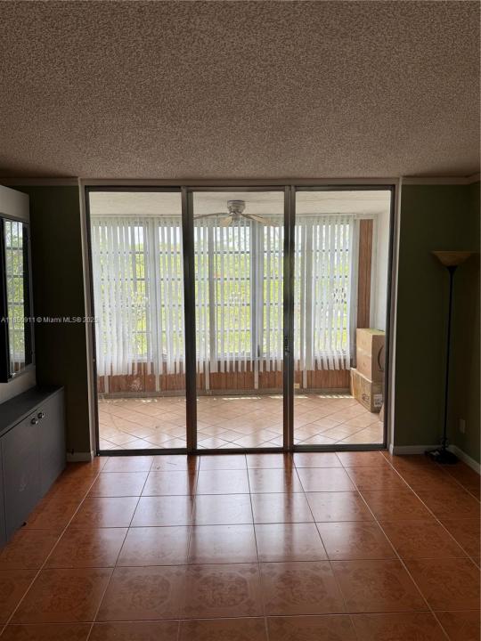 3001 NW 48th Ave 444, Lauderdale Lakes, Florida 33313, Stati Uniti
