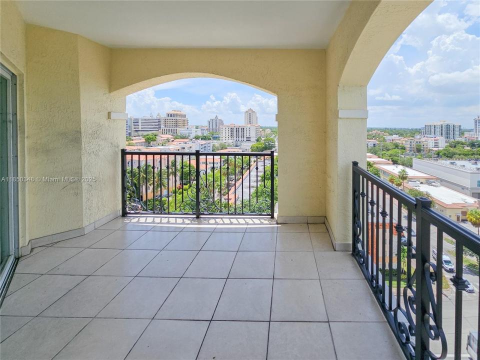 1627 SW 37th Ave 803, Miami, Florida 33145, Estados Unidos