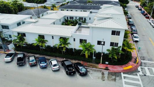 8035 ABBOTT AV, Miami Beach, Florida 33141, USA