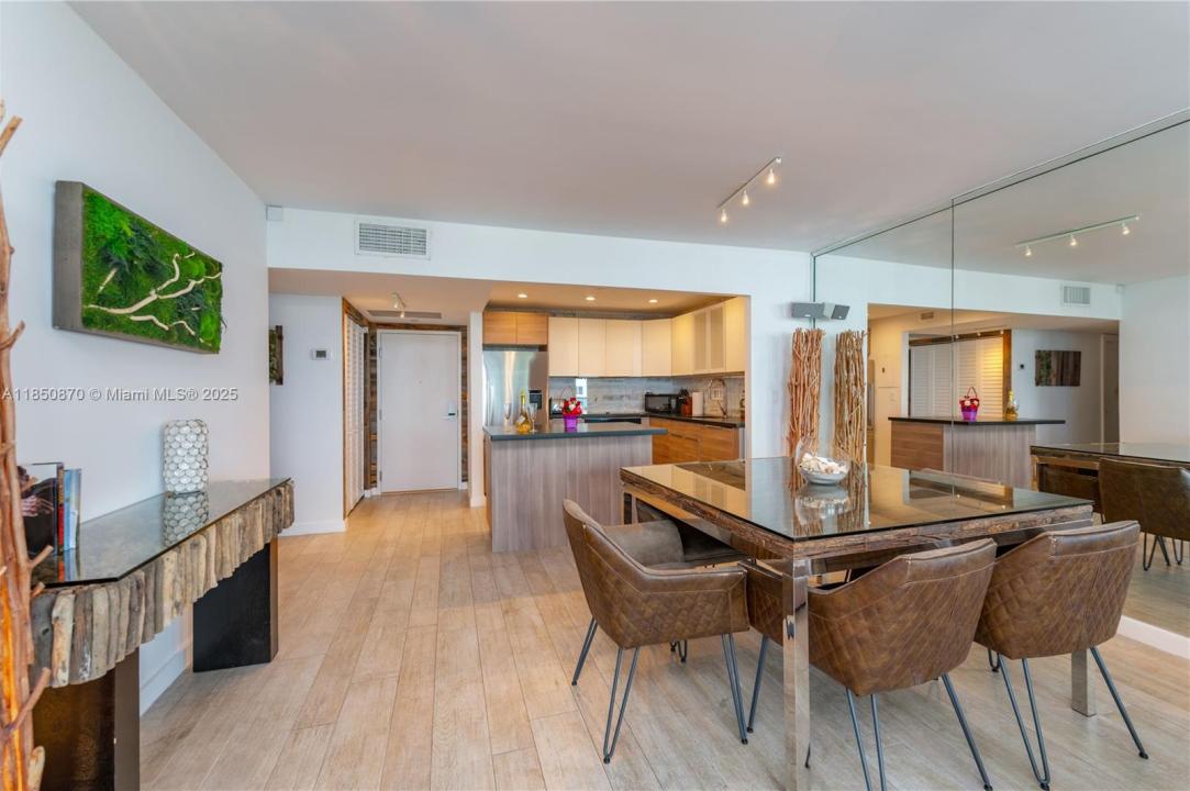 2301 Collins Ave 716, Miami Beach, Florida 33139