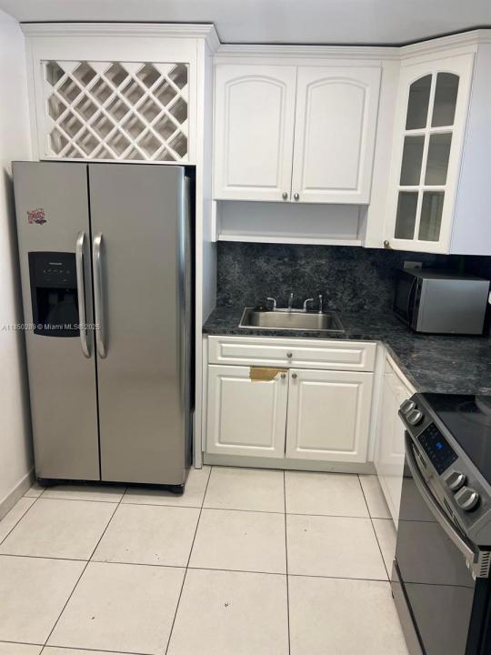 500 Three Islands Blvd M16, Hallandale Beach, Florida 33009, Stati Uniti