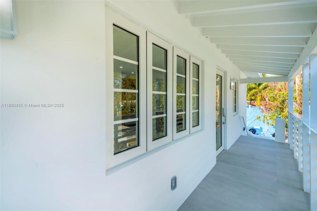 524 NE 65th St 2, Miami, Florida 33138, Stati Uniti