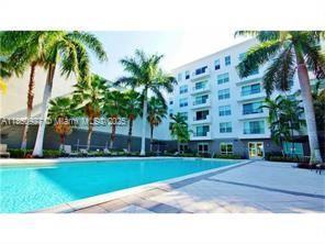 2421 NE 65th St 403, Fort Lauderdale, Florida 33308, USA