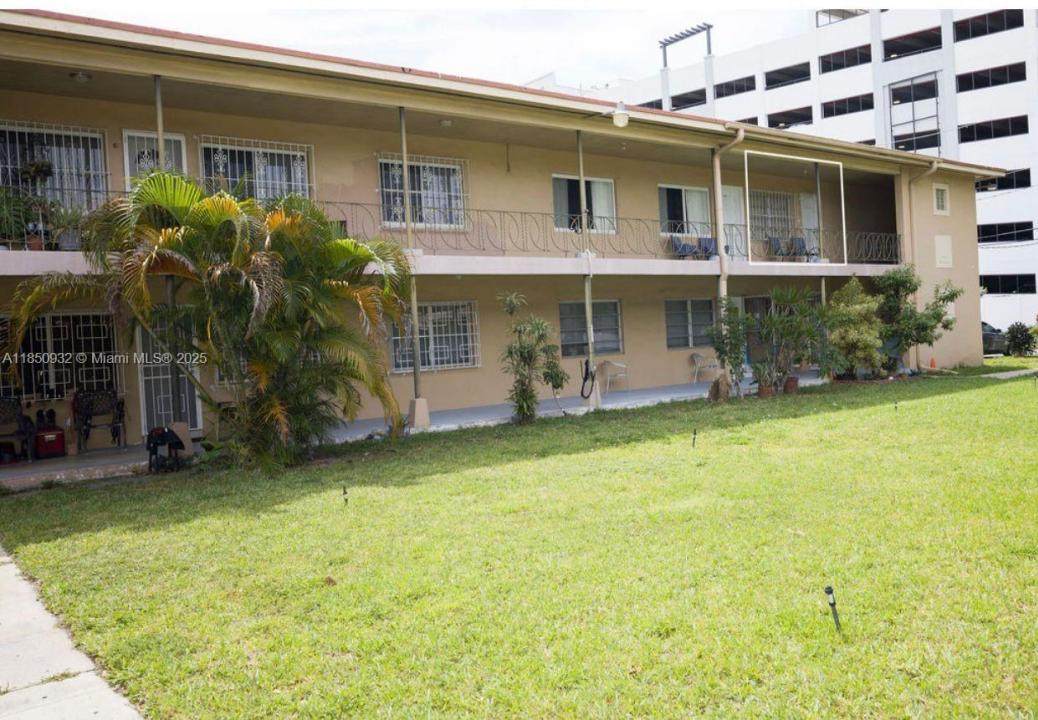 267 E 4th Ave 8, Hialeah, Florida 33010