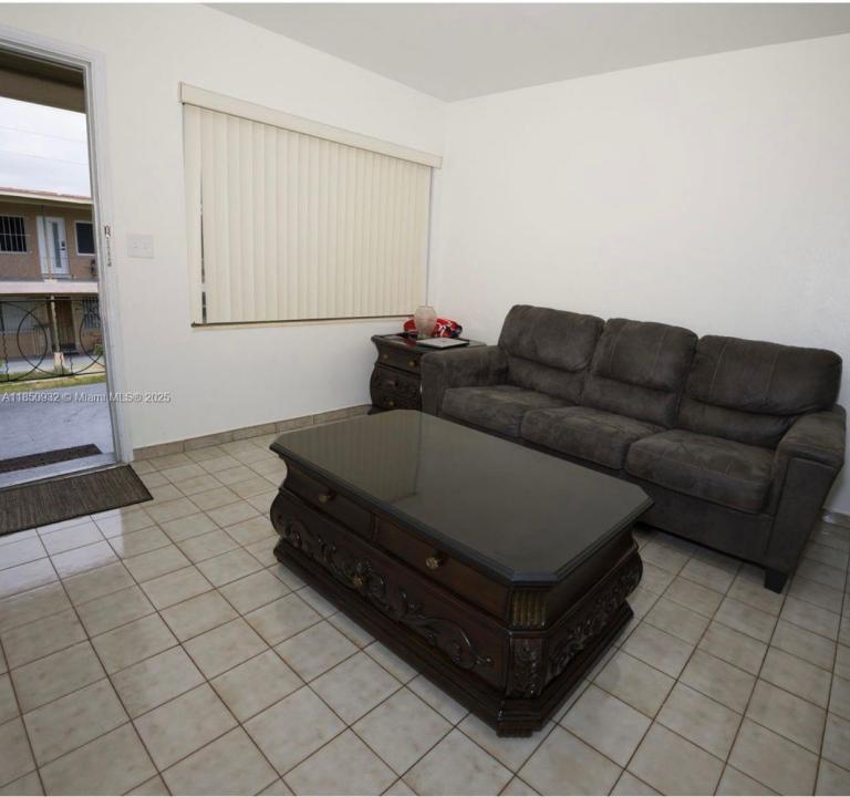 267 E 4th Ave 8, Hialeah, Florida 33010