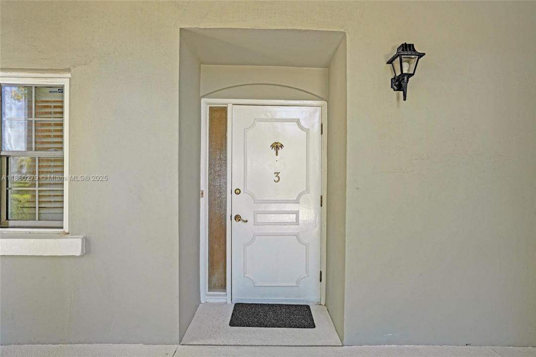2160 Ibis Isle Rd 0030, Palm Beach, Florida 33480, USA