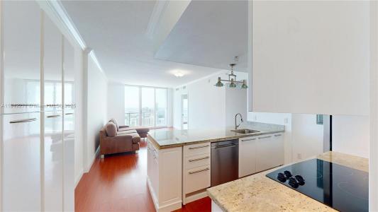 185 SW 7th St 4102, Miami, Florida 33130, USA