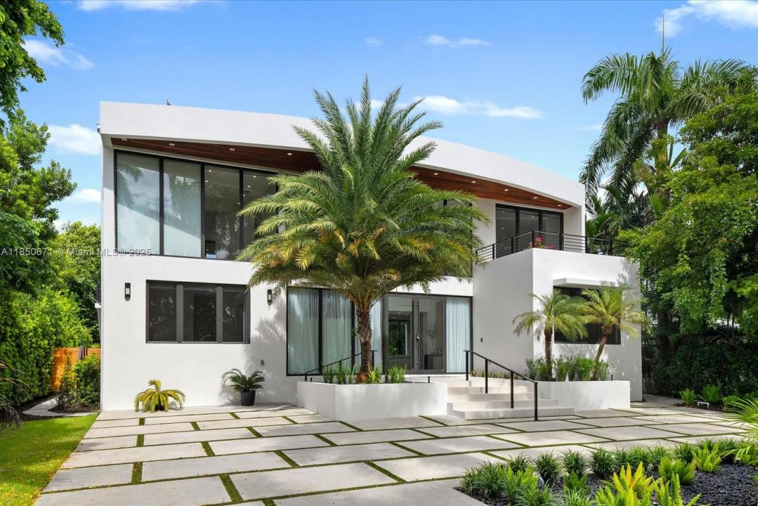 112 W Palm Midway, Miami Beach, フロリダ 33139, アメリカ合衆国