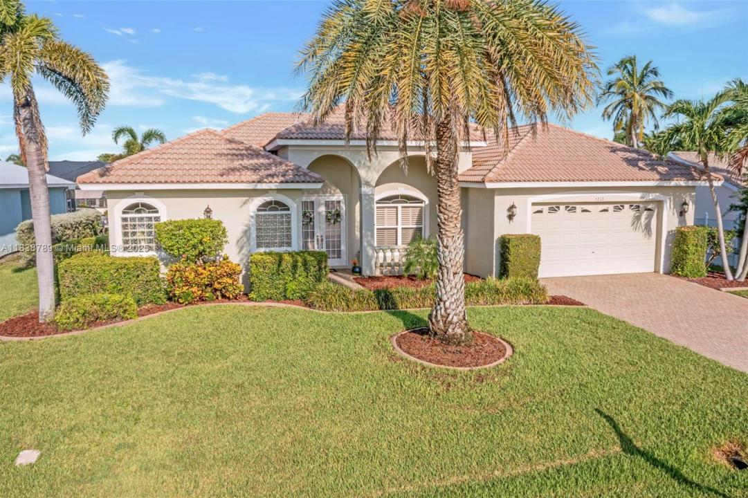 5212 SW 8TH CT, Cape Coral, Floride 33914, États-Unis