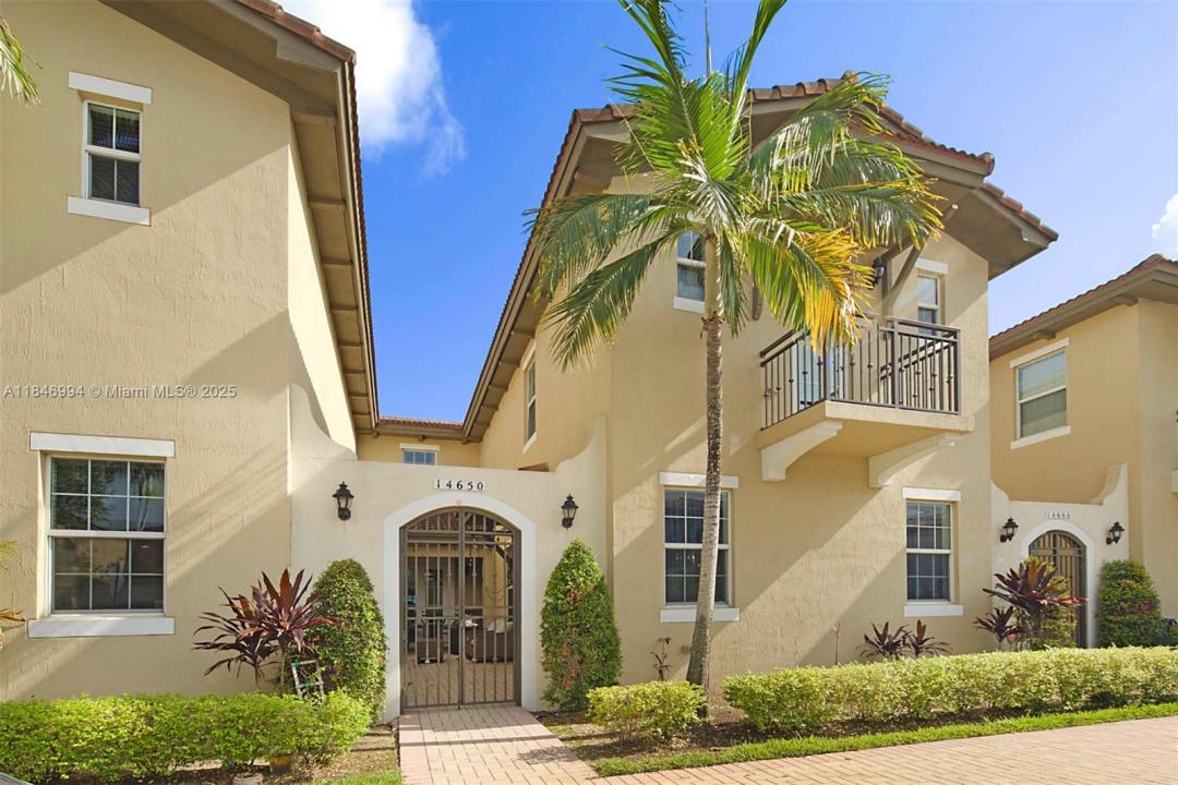 14650 SW 15th St, Pembroke Pines, Florida 33027, Estados Unidos