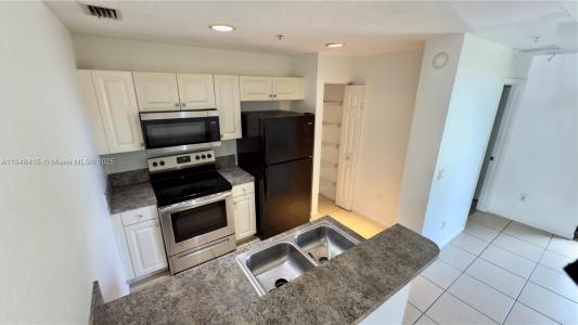2000 Freeport Ln 4107, Riviera Beach, Florida 33404, USA