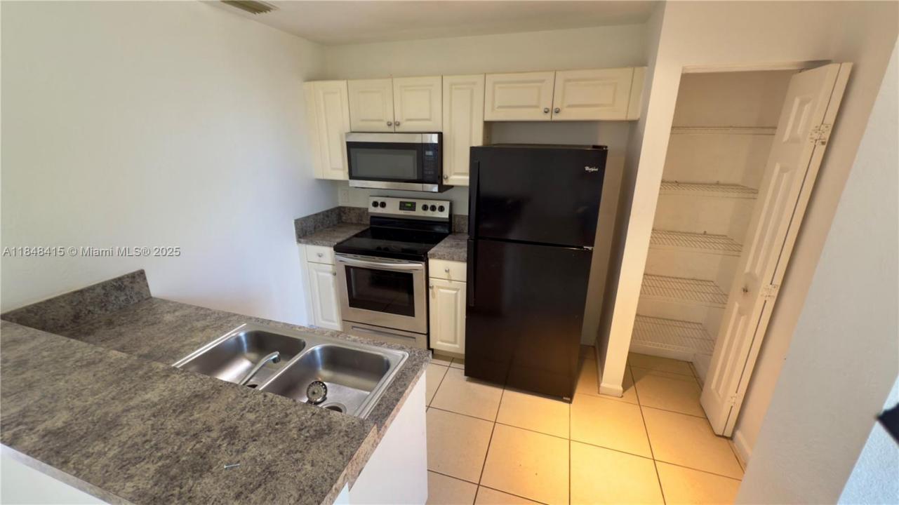 2000 Freeport Ln 4107, Riviera Beach, פלורידה 33404, ארצות הברית של אמריקה 