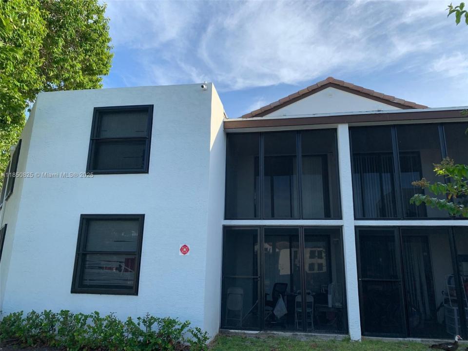 214 Lake Pointe Dr 202, Oakland Park, 佛罗里达州 33309, 美国