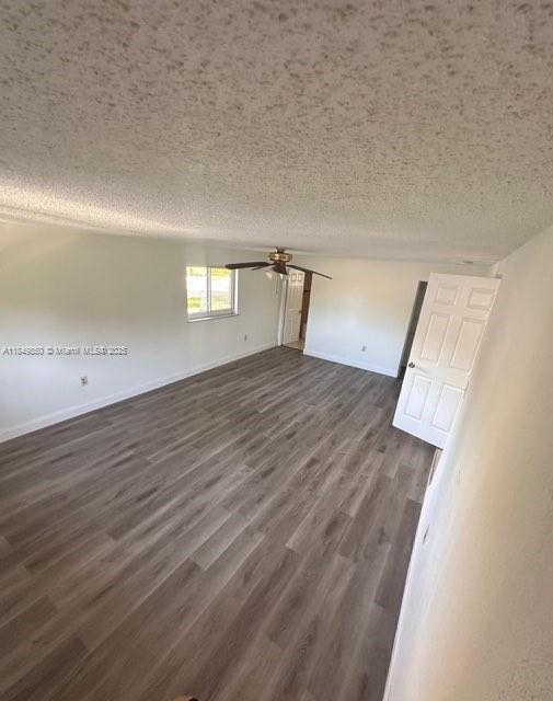 585 NW 182nd Ter, Miami Gardens, Florida 33169, HOA KỲ