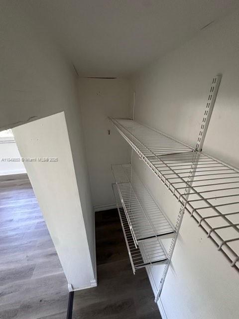 585 NW 182nd Ter, Miami Gardens, Florida 33169, HOA KỲ