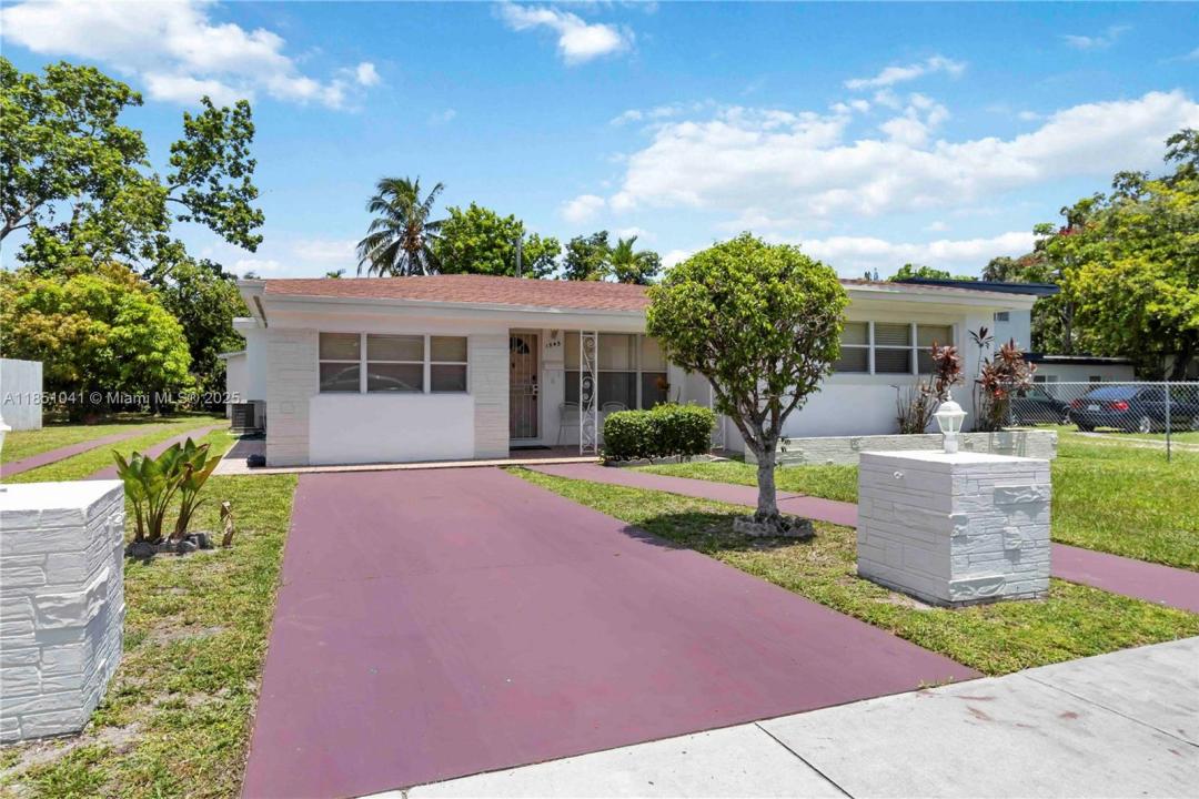 North Miami Beach, Florida 33162