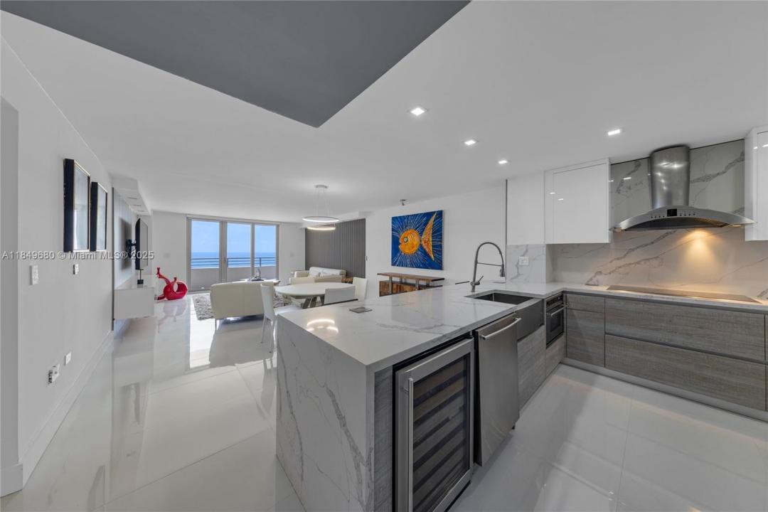 5555 Collins Ave 11D, Miami Beach, 佛羅里達州 33140, 美國