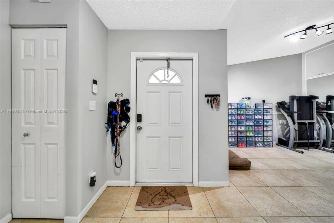 7931 NW 10th Ct, Plantation, Florida 33322, Estados Unidos