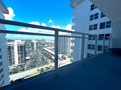 2030 S Ocean Dr 1802, Hallandale Beach, Florida 33009, USA