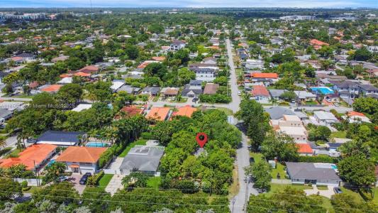 6256 SW 32nd St, Miami, Florida 33155, USA