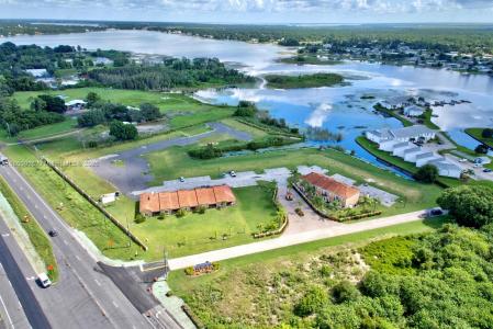 2105 S US 27 Highway S, Lake Placid, Florida 33852, USA