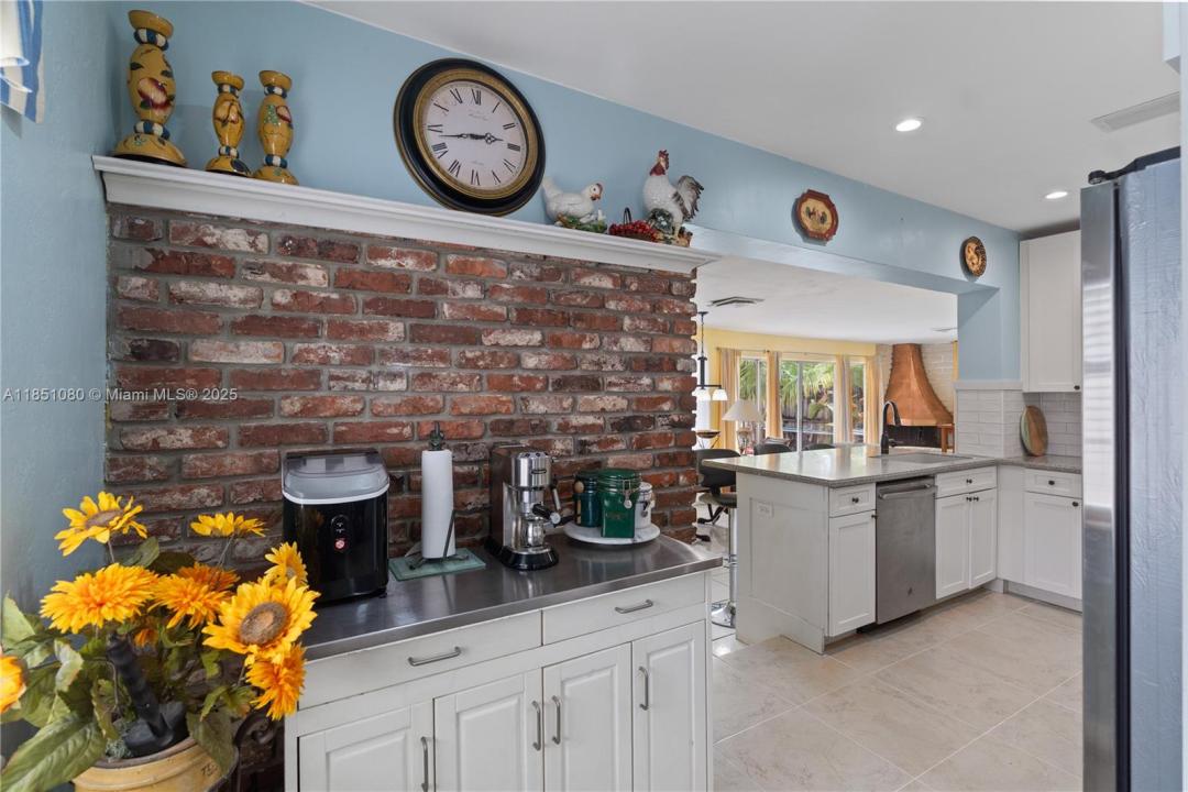2631 Wilson St, Hollywood, Флорида 33020, Соединенные Штаты