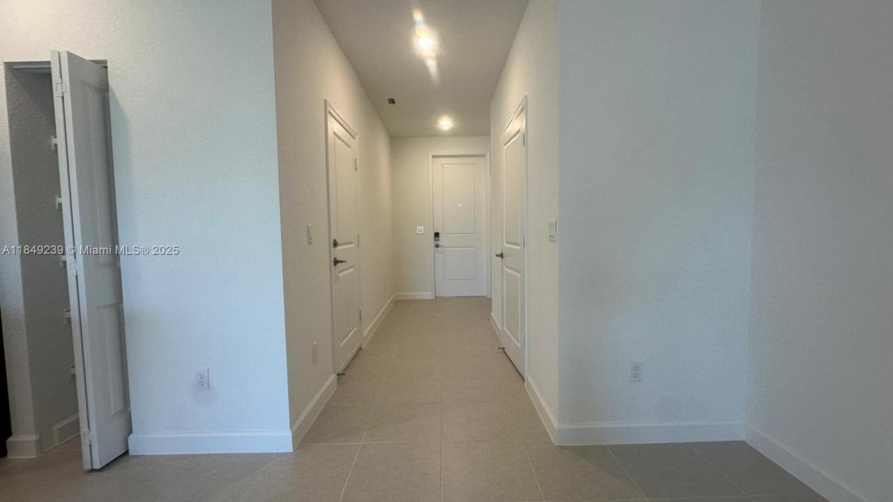 553 SE Rivergrass St 0, Port St. Lucie, 佛羅里達州 34984, 美國