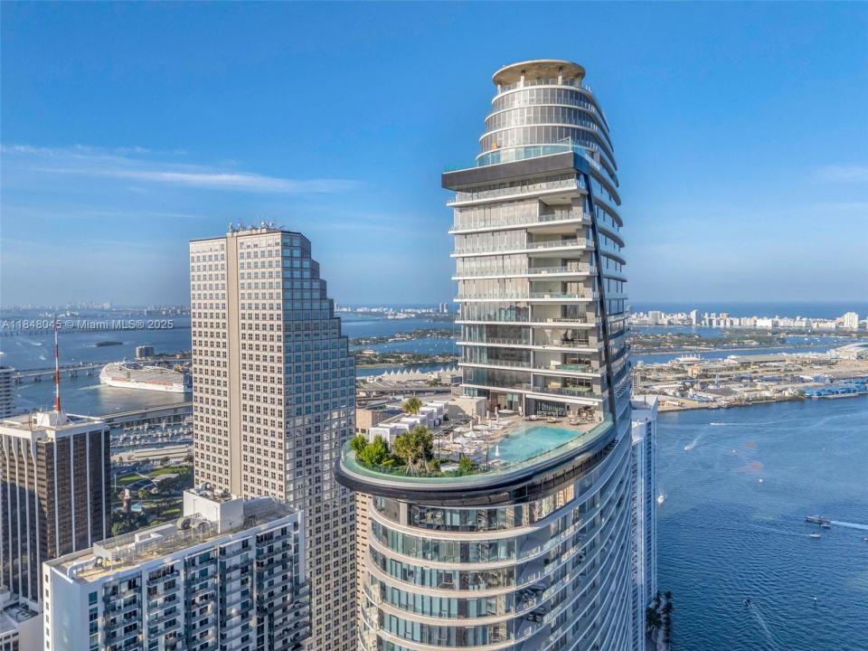 300 S BISCAYNE BLVD WAY 2604, Miami, Florida 33131, Stati Uniti