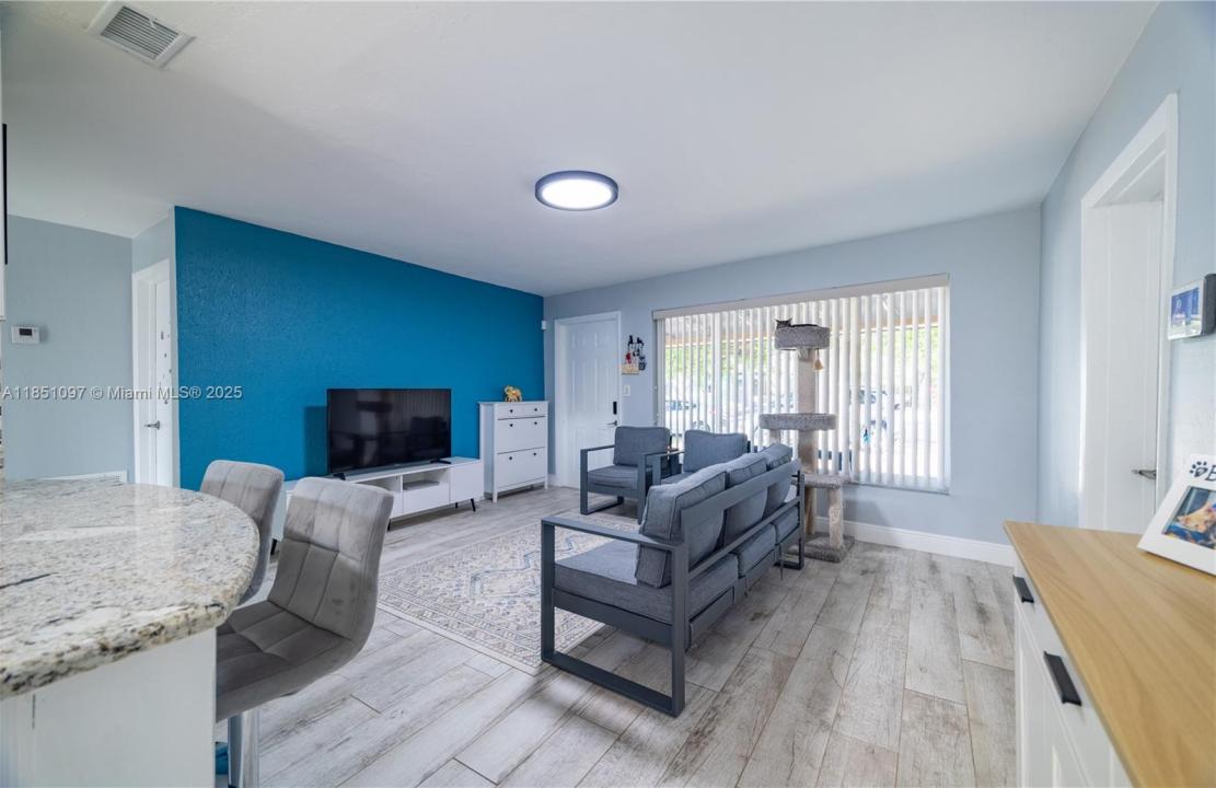 2950 NE 11th Ave, Pompano Beach, Flórida 33064, Estados Unidos