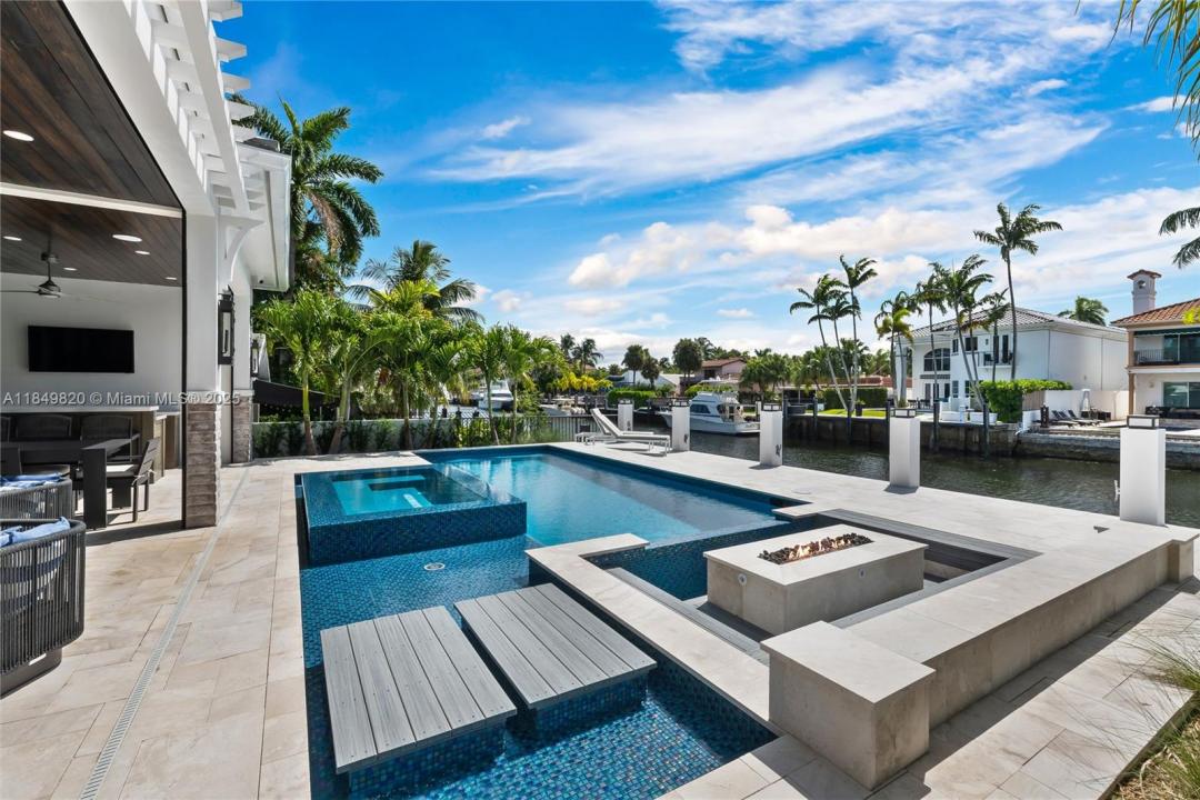 319 Coconut Isle Dr, Fort Lauderdale, פלורידה 33301, ארצות הברית של אמריקה 