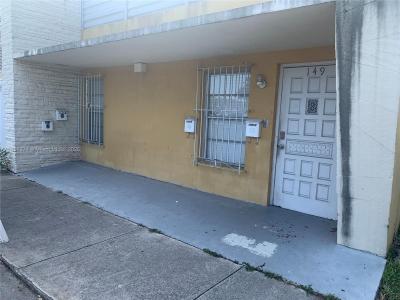 149 Bentley Dr 155, Miami Springs, Florida 33166, USA