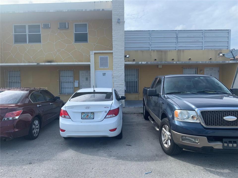 149 Bentley Dr 155, Miami Springs, 佛羅里達州 33166, 美國