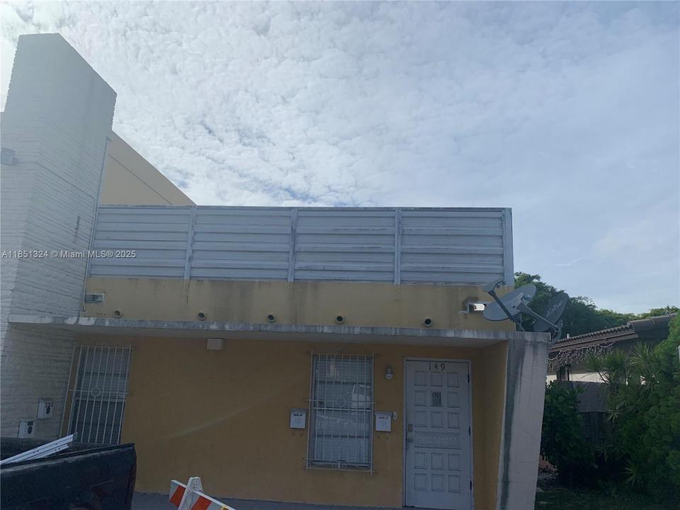 149 Bentley Dr 155, Miami Springs, 佛羅里達州 33166, 美國