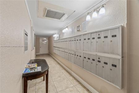 2651 S Course Dr 602, Pompano Beach, Florida 33069, USA
