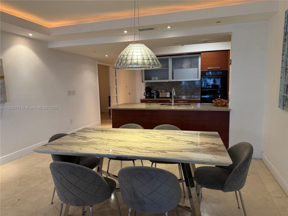 1830 S Ocean Drive 1404, Hallandale Beach, Floride 33009, États-Unis
