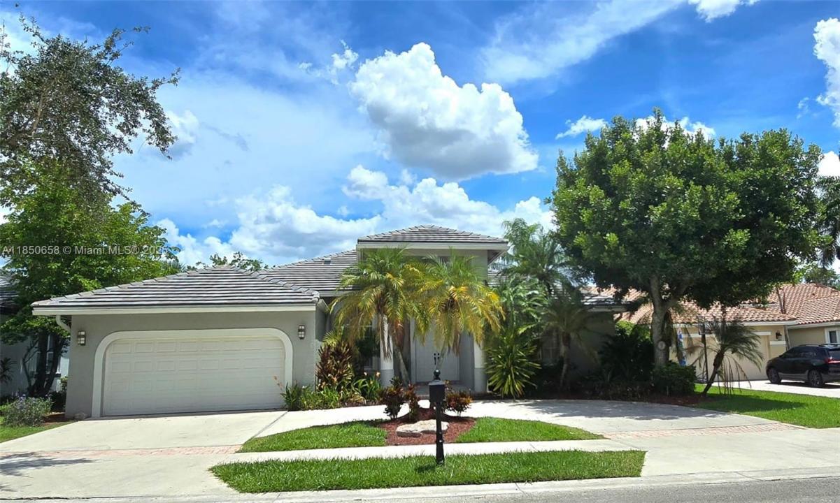 1506 Lantana Ct, Weston, Florida 33326, USA