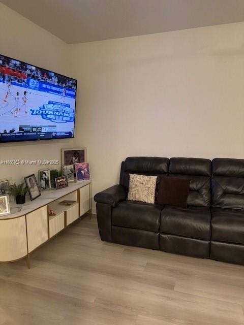 21068 NE 8th Ave, Miami, 佛罗里达州 33179, 美国