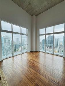 133 NE 2nd Ave 3513, Miami, Florida 33132, USA