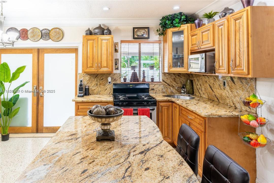 6181 SW 20st, West Miami, フロリダ 33155, アメリカ合衆国