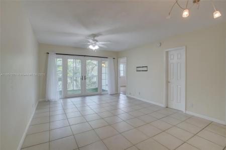2424 SE 17th St B215, Fort Lauderdale, Florida 33316, USA