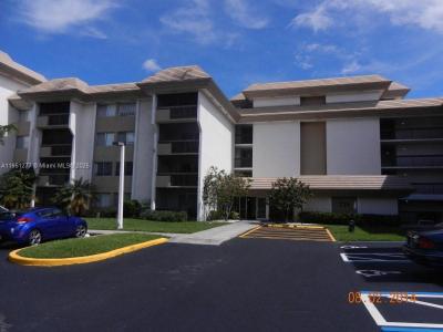 721 N Pine Island Rd 310, Plantation, Florida 33324, USA