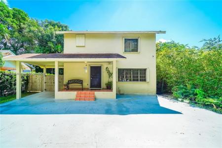 927 SW 15th Ave, Miami, Florida 33135, USA