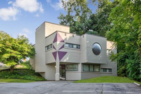 56 Main, Poughkeepsie, Нью-Йорк 12601, Соединенные Штаты