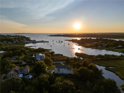112 Avondale Road, Westerly, RI 02891, USA
