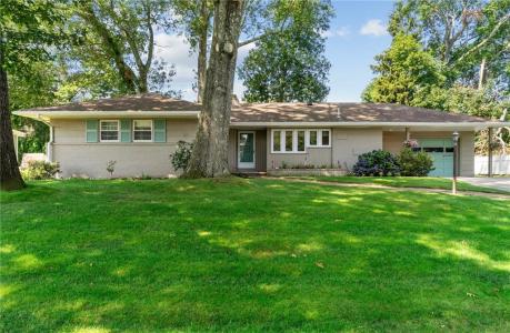 220 Deerfield Road, Cranston, Rhode Island 02920, Estados Unidos