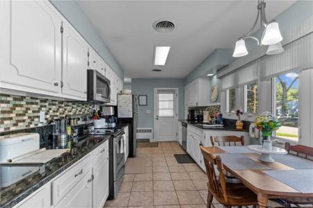 220 Deerfield Road, Cranston, Rhode Island 02920, Estados Unidos