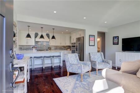 18 Sylvan Terrace, Newport, Rhode Island 02840