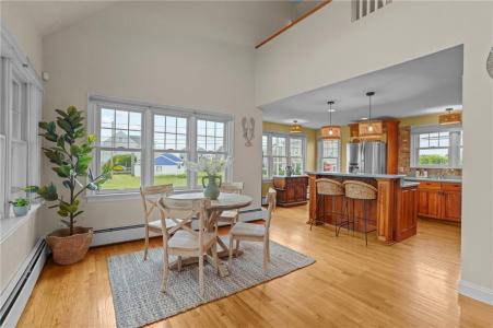 100 Chestnut Avenue, Narragansett, RI 02882, USA